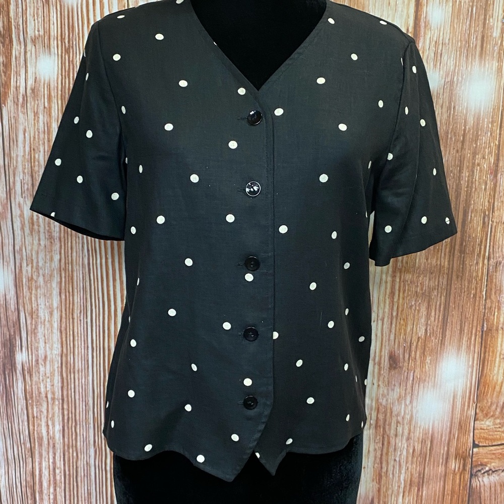 Vintage Requirements‎ Polka Dot Linen Blend Top